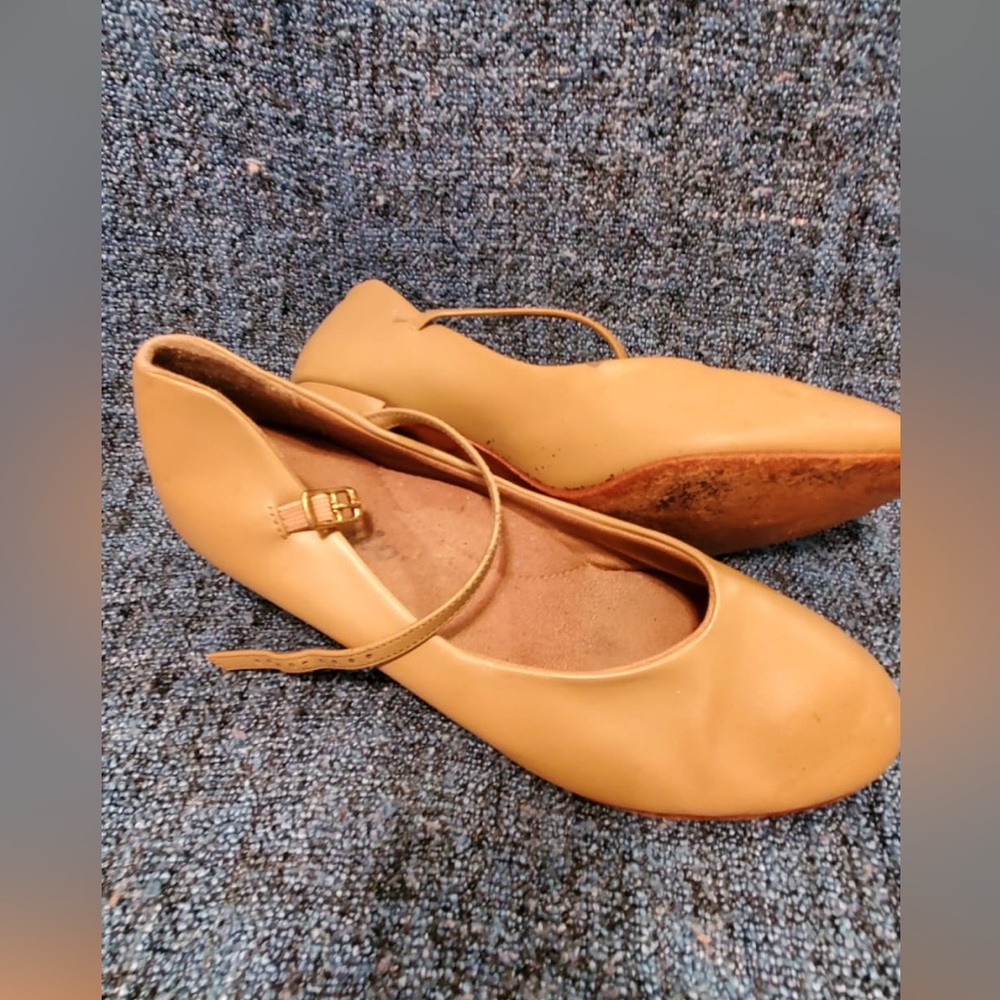 Capezio Tan Character Shoes